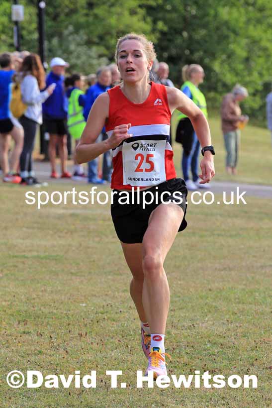 Womens 2022 Sunderland 5k Road Races, Silksworth, Sunderland, Thursday, july 21st, Photo: David T. Hewitson/Sports for All Pics